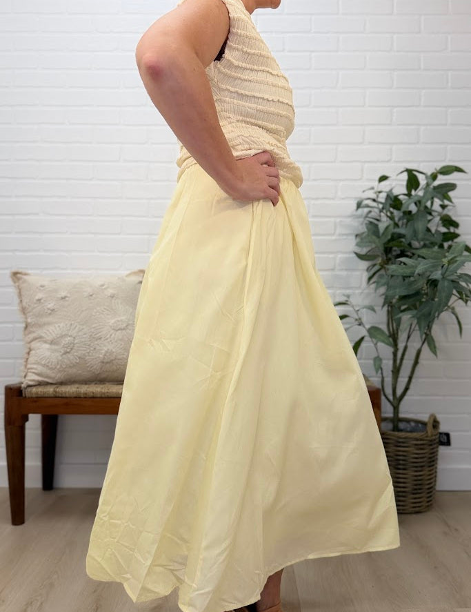 Textured Bodice Cap Sleeve Midi Dress